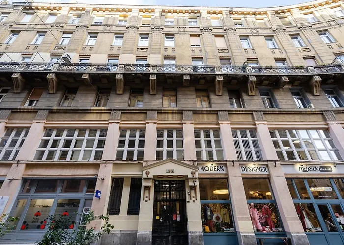 Eye Budapest